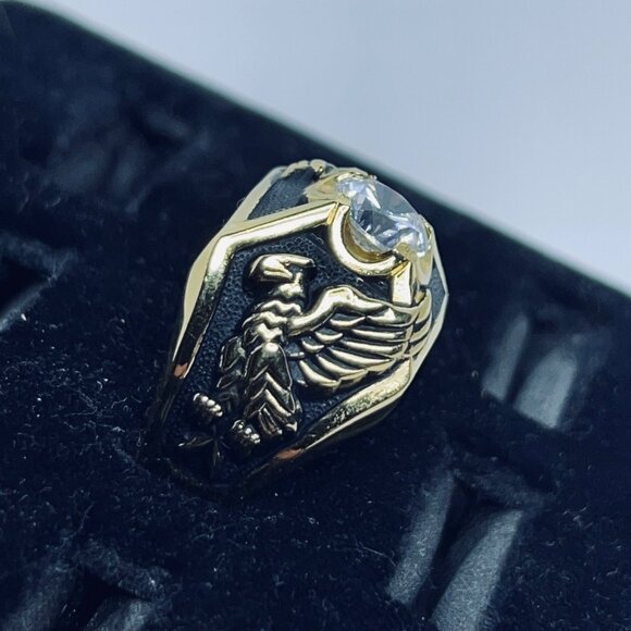 Vintage 14k Yellow Gold Electroplate And Black Enamel Men's Eagle Ring (R399) - Picture 3 of 9